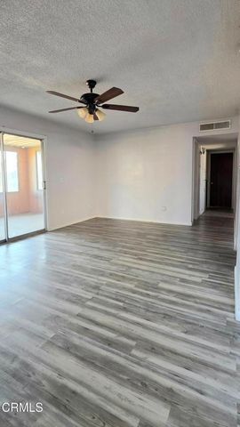 423 Helen Way, Bakersfield, CA 93307