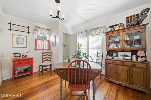 103 S Moseley Street, Edenton, NC 27932
