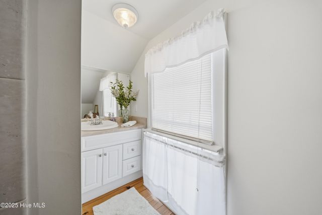 103 S Moseley Street, Edenton, NC 27932