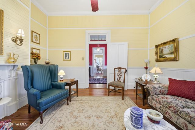 103 S Moseley Street, Edenton, NC 27932