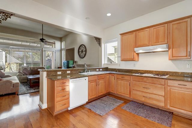 1840 Grey Owl Cir, Roseville, CA 95661