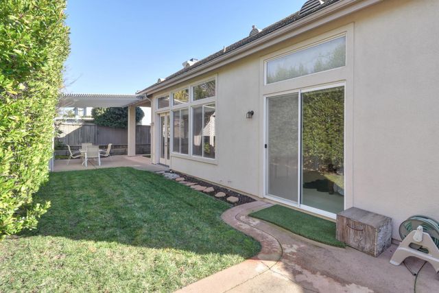 1840 Grey Owl Cir, Roseville, CA 95661