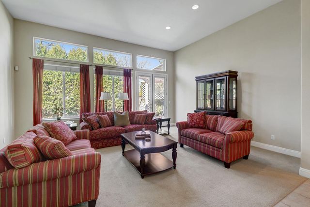 1840 Grey Owl Cir, Roseville, CA 95661