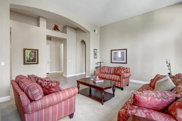 1840 Grey Owl Cir, Roseville, CA 95661