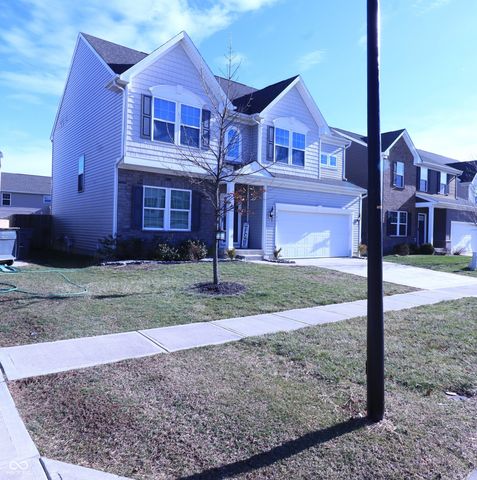 733 Keepsake Run, Greenwood, IN 46143