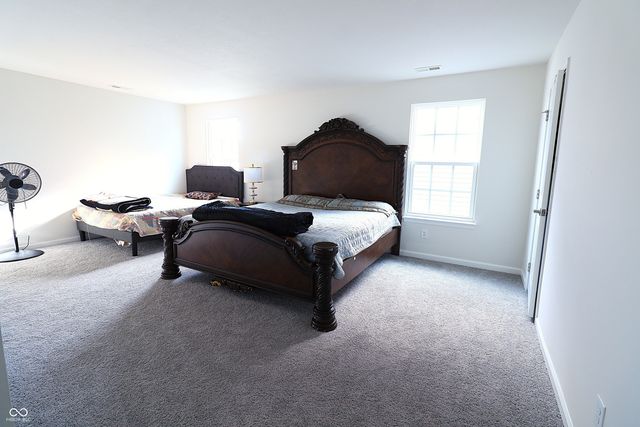 733 Keepsake Run, Greenwood, IN 46143