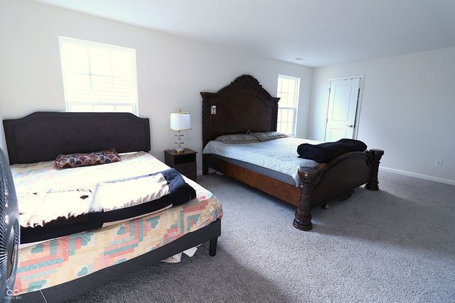 733 Keepsake Run, Greenwood, IN 46143