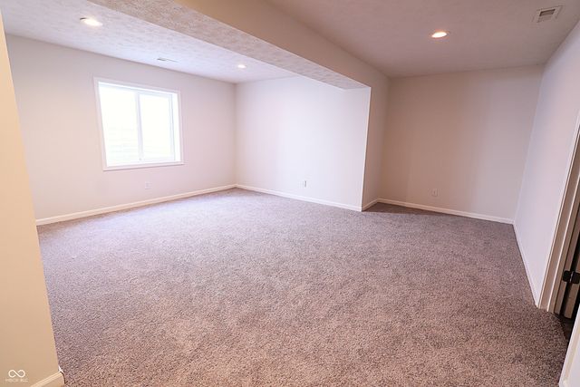 733 Keepsake Run, Greenwood, IN 46143