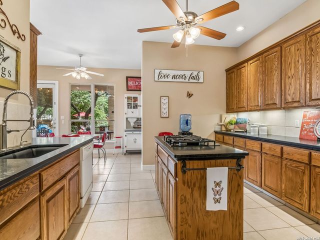 24815 Birdie Ridge, San Antonio, TX 78260