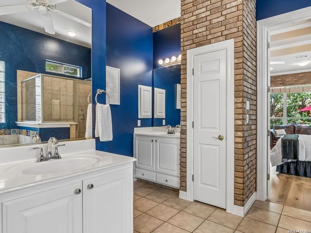 24815 Birdie Ridge, San Antonio, TX 78260
