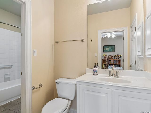 24815 Birdie Ridge, San Antonio, TX 78260