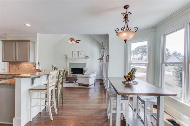 1005 Silver Thorne Drive, Loganville, GA 30052