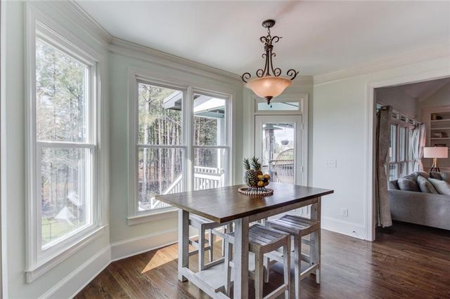 1005 Silver Thorne Drive, Loganville, GA 30052