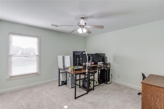 1005 Silver Thorne Drive, Loganville, GA 30052