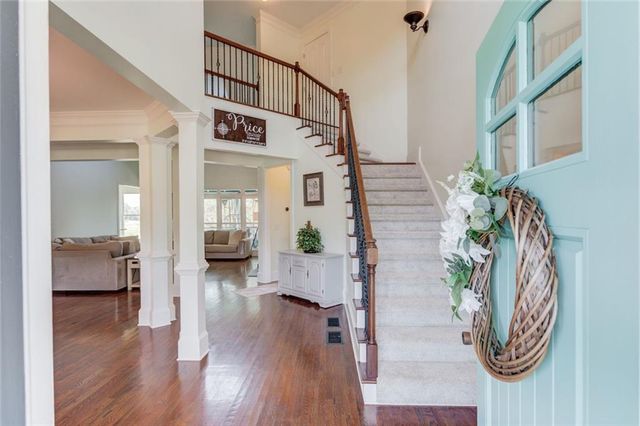 1005 Silver Thorne Drive, Loganville, GA 30052