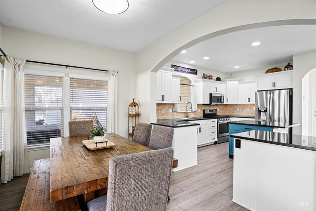 2452 W Astonte Dr, Meridian, ID 83646