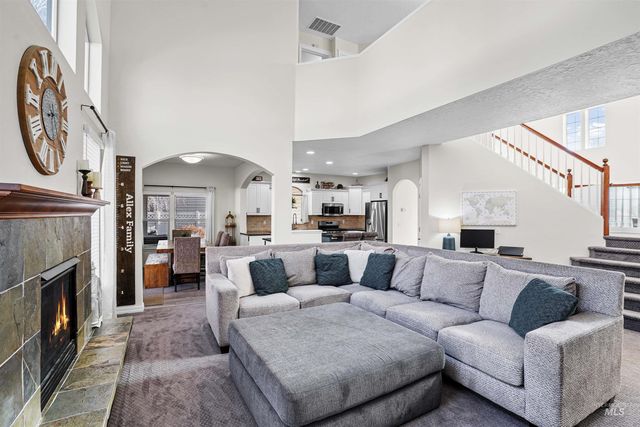 2452 W Astonte Dr, Meridian, ID 83646