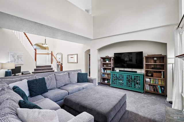 2452 W Astonte Dr, Meridian, ID 83646