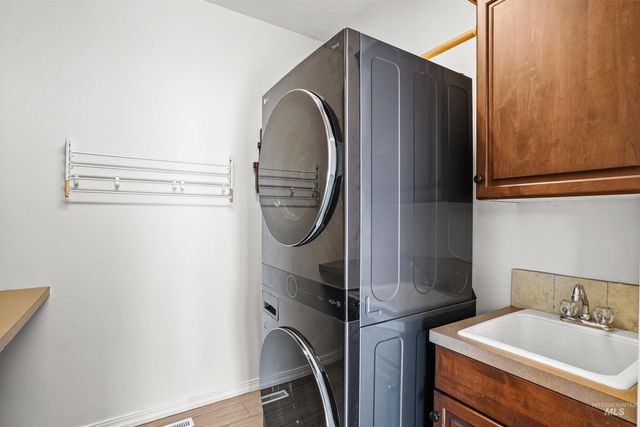 2452 W Astonte Dr, Meridian, ID 83646