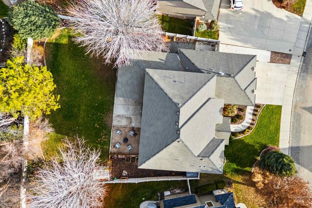 2452 W Astonte Dr, Meridian, ID 83646