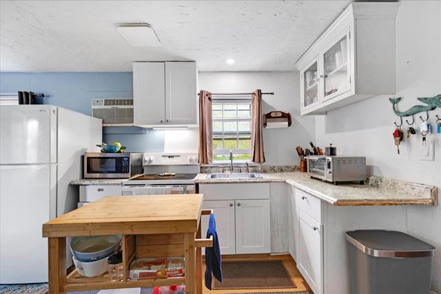 390 Brackett Road, Eastham, MA 02642