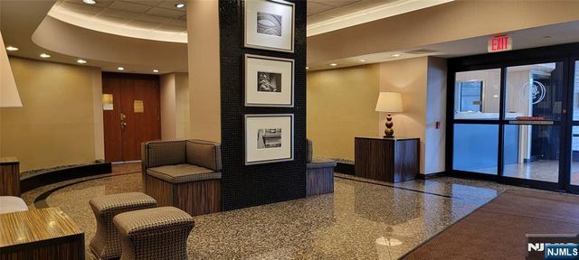 800 Palisade Avenue 704, Fort Lee, NJ 07024