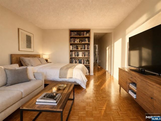 800 Palisade Avenue 704, Fort Lee, NJ 07024