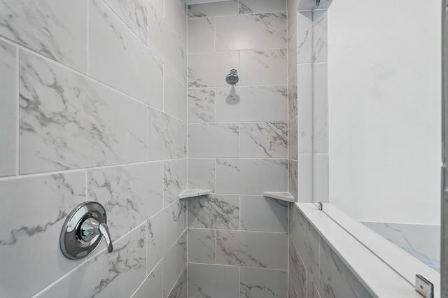 12242 Valencia Boulevard, Mont Belvieu, TX 77523