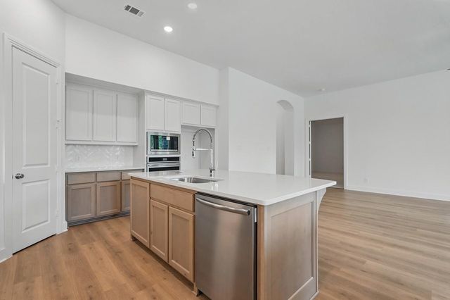 12242 Valencia Boulevard, Mont Belvieu, TX 77523