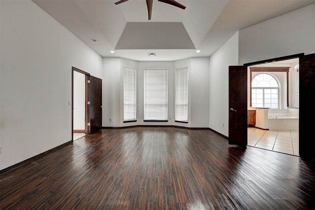 12700 Whitefield Circle, Oklahoma City, OK 73142