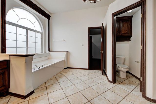 12700 Whitefield Circle, Oklahoma City, OK 73142