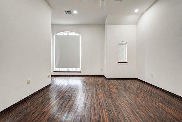 12700 Whitefield Circle, Oklahoma City, OK 73142