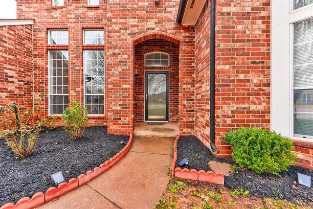 12700 Whitefield Circle, Oklahoma City, OK 73142