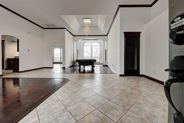 12700 Whitefield Circle, Oklahoma City, OK 73142