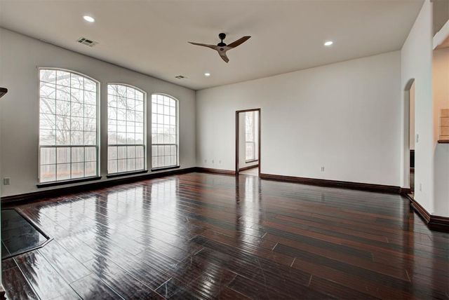 12700 Whitefield Circle, Oklahoma City, OK 73142