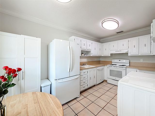 8891 Bella Vista Drive 291, Boca Raton, FL 33433