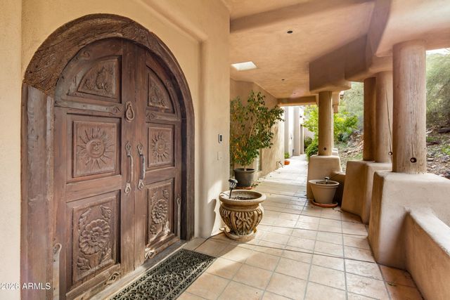 4616 E WHITE Drive, Paradise Valley, AZ 85253