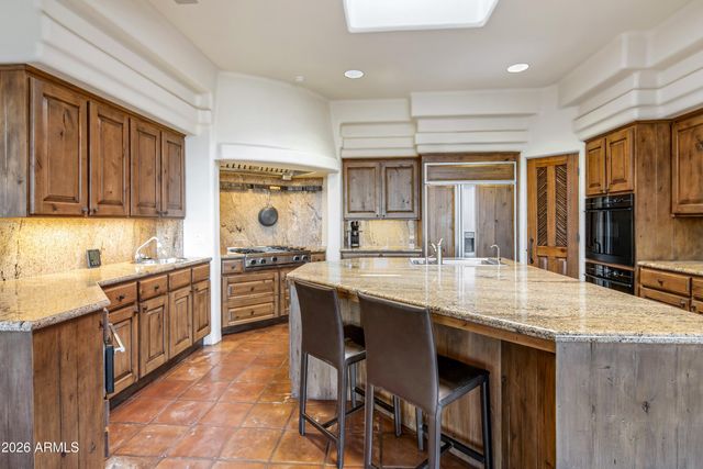 4616 E WHITE Drive, Paradise Valley, AZ 85253