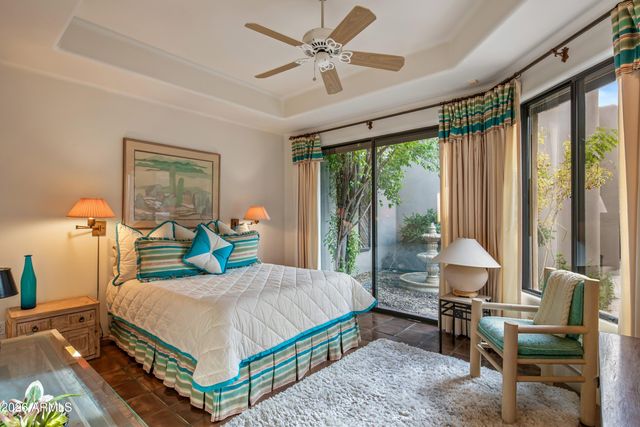 4616 E WHITE Drive, Paradise Valley, AZ 85253