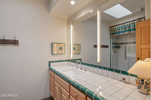 4616 E WHITE Drive, Paradise Valley, AZ 85253