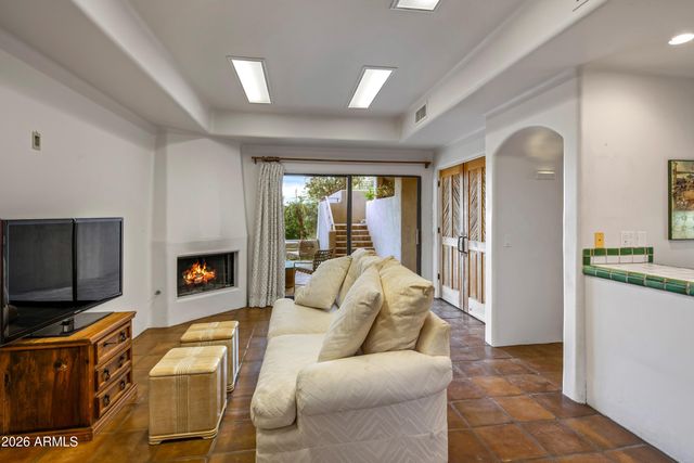 4616 E WHITE Drive, Paradise Valley, AZ 85253