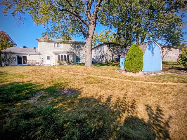 1367 S Elizabeth Street, Lombard, IL 60148