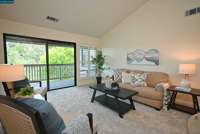 1404 Stanley Dollar Dr 3B, Walnut Creek, CA 94595