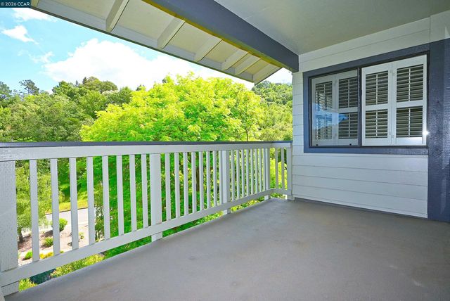 1404 Stanley Dollar Dr 3B, Walnut Creek, CA 94595