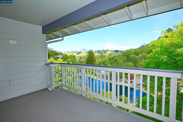 1404 Stanley Dollar Dr 3B, Walnut Creek, CA 94595