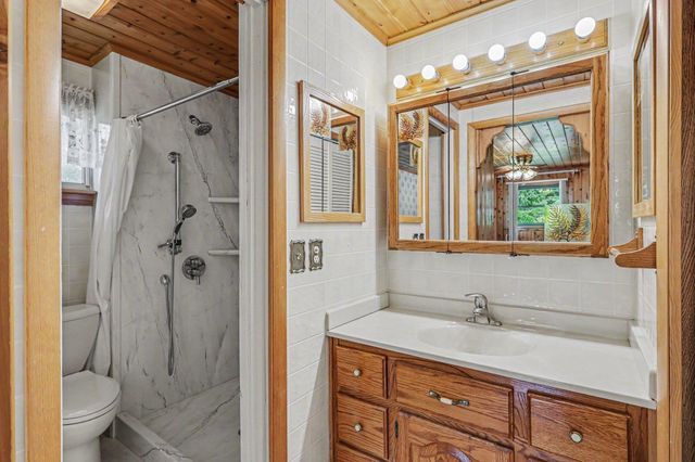 2437 Amelith Road, Bay City, MI 48706