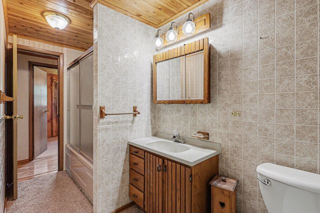2437 Amelith Road, Bay City, MI 48706