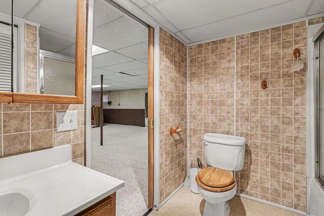 2437 Amelith Road, Bay City, MI 48706