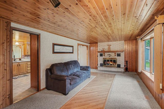 2437 Amelith Road, Bay City, MI 48706