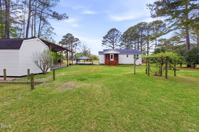 104 Trey Drive, Benson, NC 27504